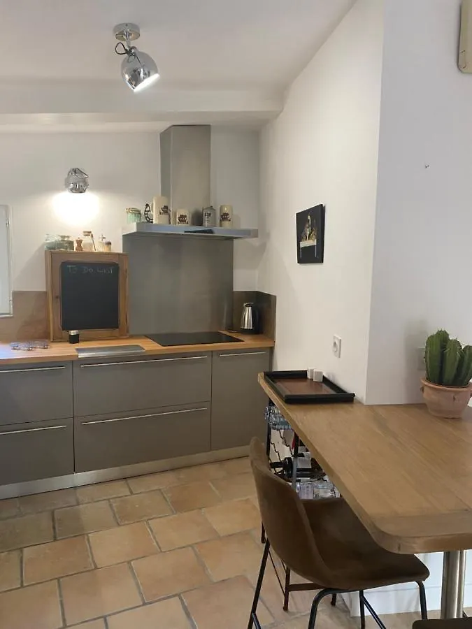 Gite Cosy Orange  Apartment