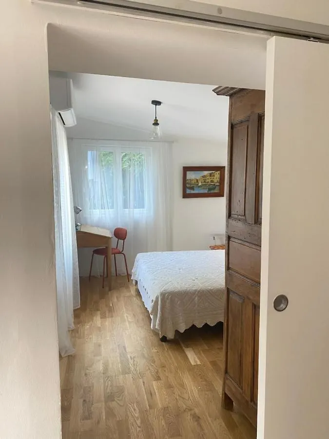 Gite Cosy Orange  Apartment